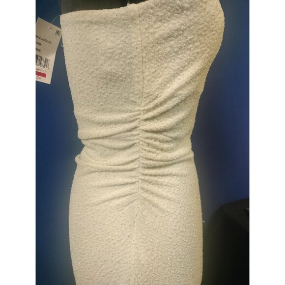 One-Shoulder Ivory Mini Dress With Beaded Detail By Emerald Sundae Size Large - Picture 6 of 8